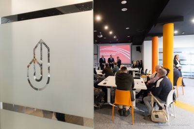 zdjęcie z debaty oraz warsztat&oacute;w nad Srategią Rozwoju Polskiego Sportu pod przewodnictwem przedstawicieli Ministerstwa Sportu i Turystyki, fot. Grzegorz Bukała, Urząd Miasta Rzeszowa